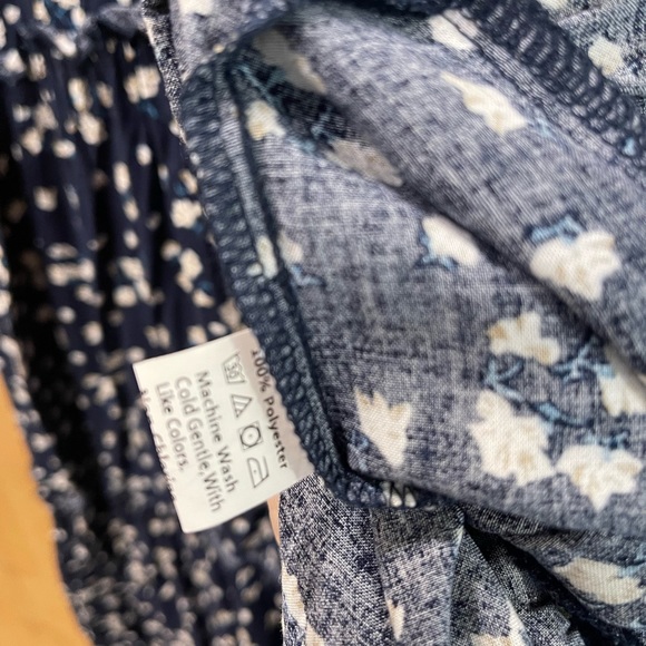 Navy floral ruffle trim midi dress - Picture 9 of 10